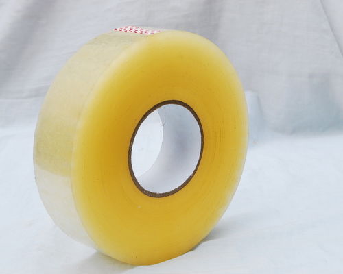 China Het sterke polypropyleen die van Bopp van de adhesie Acryllijm band, 50mm vastbinden * 66 m leverancier
